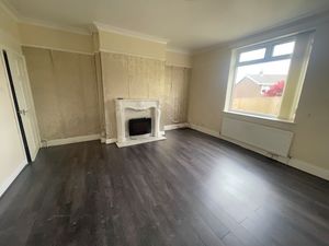 Living Room- click for photo gallery